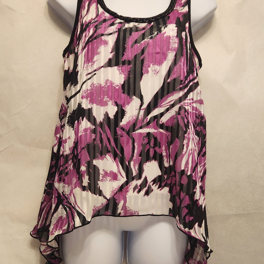 Sleeveless Blouse